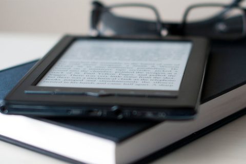 کتاب باز شده
